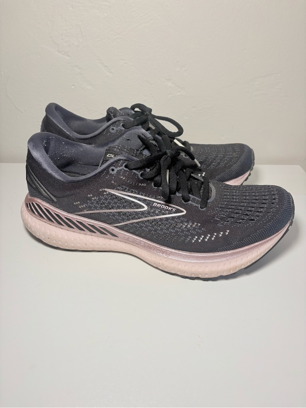 Brooks Glycerin GTS 19 Women's Running Shoes Size 9.5 Black Back To School Shoe